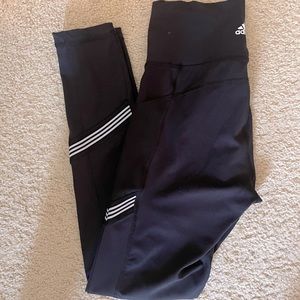 Adidas womens ‘Climalite’ black leggings with striped size small
